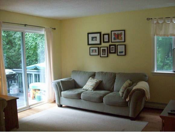 35 Apple Ln - Photo 3 of 16