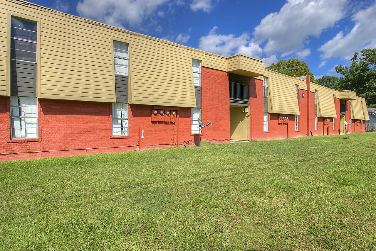 Sunset Village - Photo 3 of 17