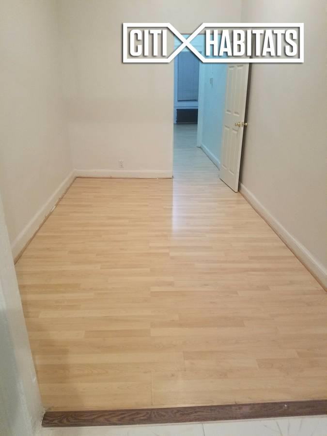 1065 Flushing Ave #3R - Photo 2 of 4