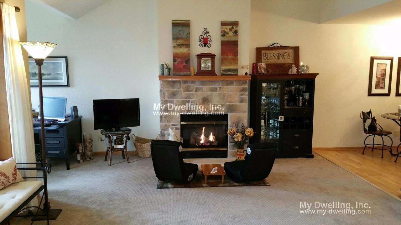 5977 Autumn Woods Dr - Photo 2 of 10