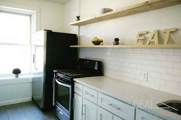 99 Kenilworth Place 2 - Photo 2 of 5