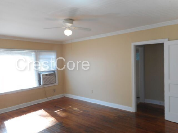 599 Houston St - Photo 3 of 10