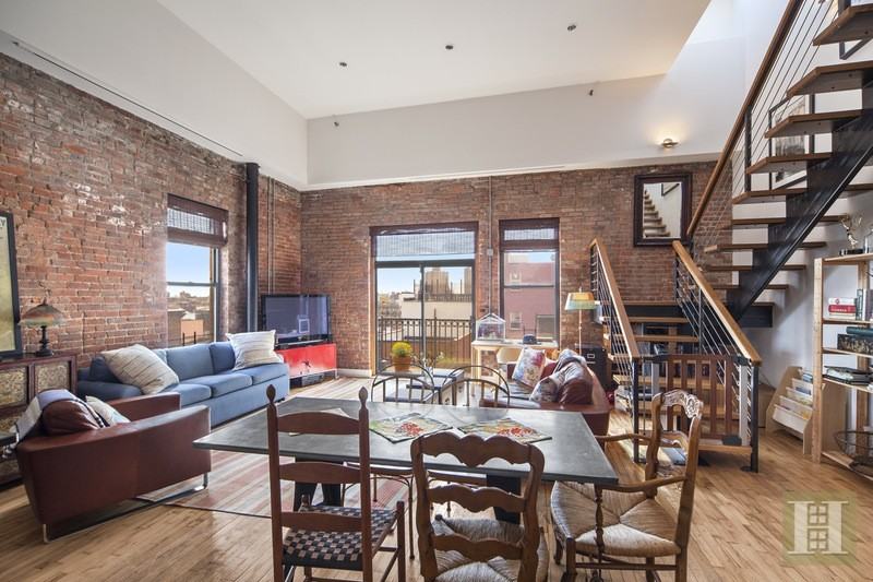 138 Broadway #PHA - Photo 2 of 10