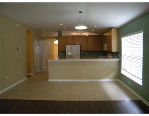 34812 Marsh Glen Ct - Photo 3 of 9