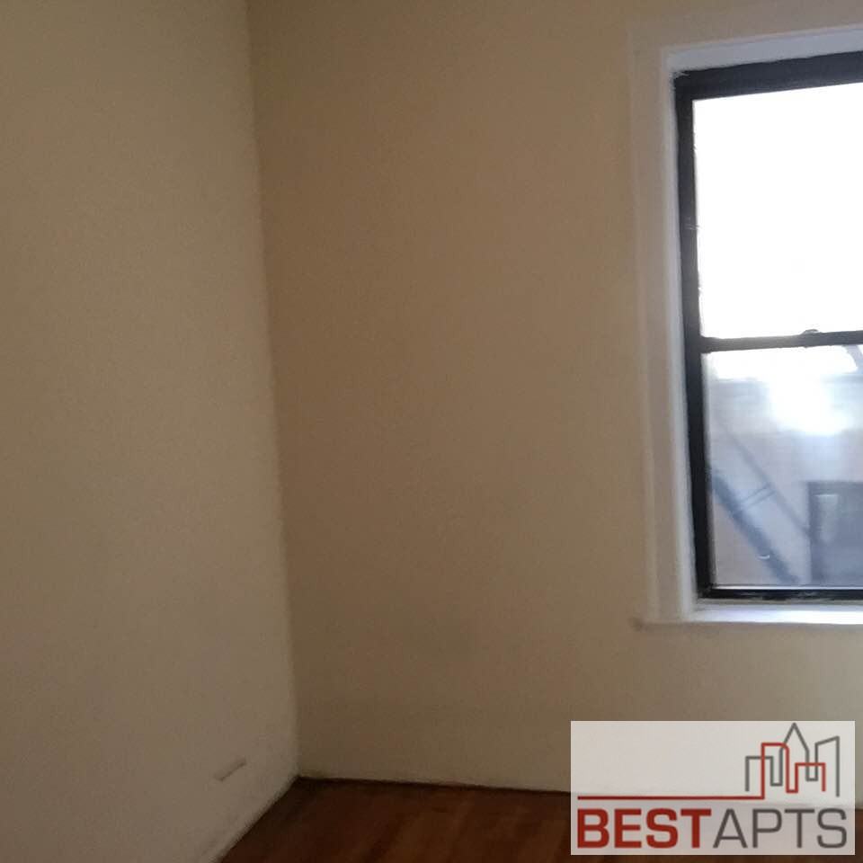 Nagle Ave & Sickles St #41