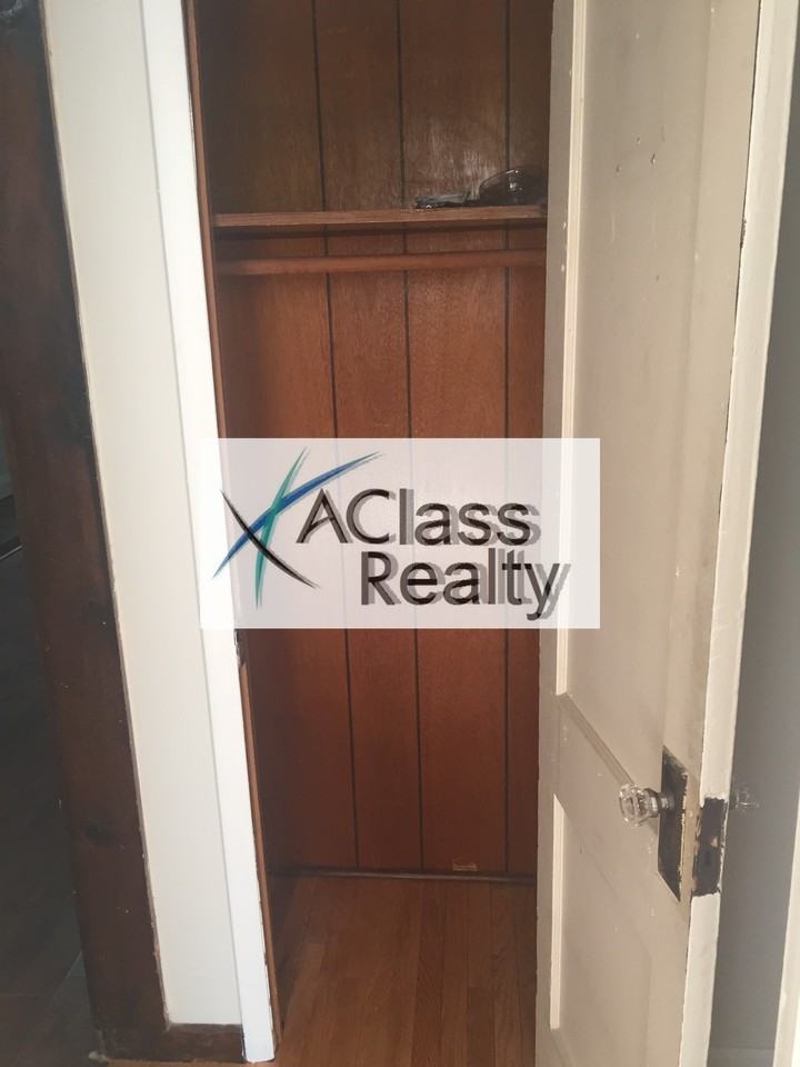 5-22 50th Avenue #1F - Photo 2 of 11