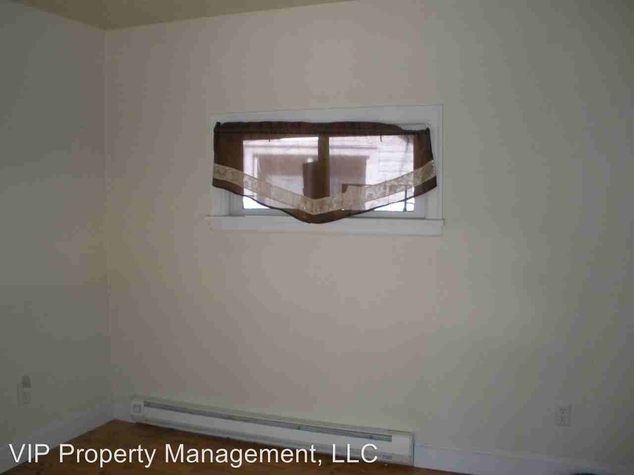 708 N Howard St - Photo 3 of 6