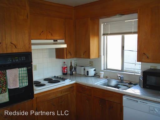 1413 NW 64th  St - Photo 3 of 6