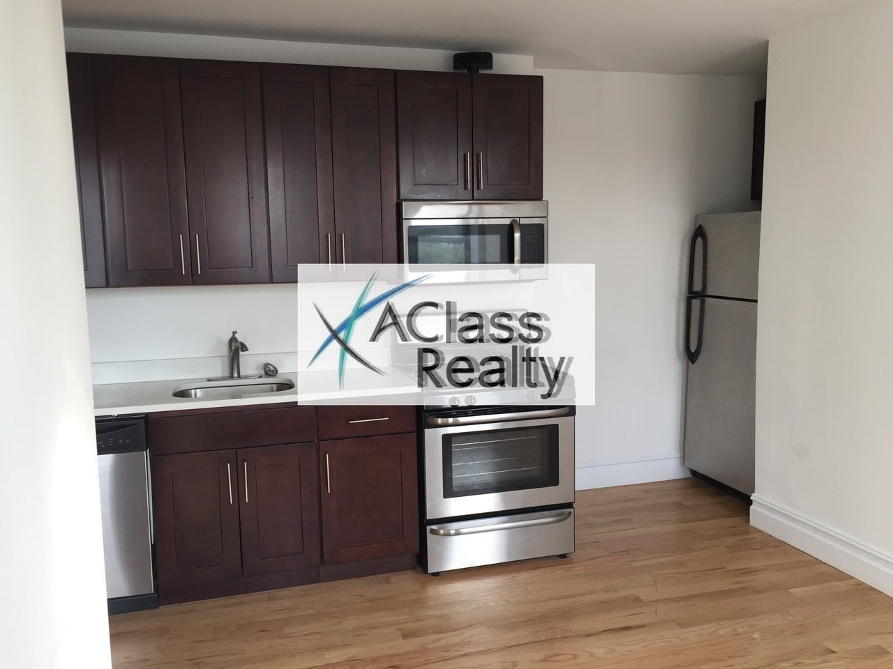 23-19 30th Avenue #D5 - Photo 3 of 27