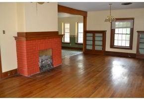 805 S 9th St - Photo 2 of 10