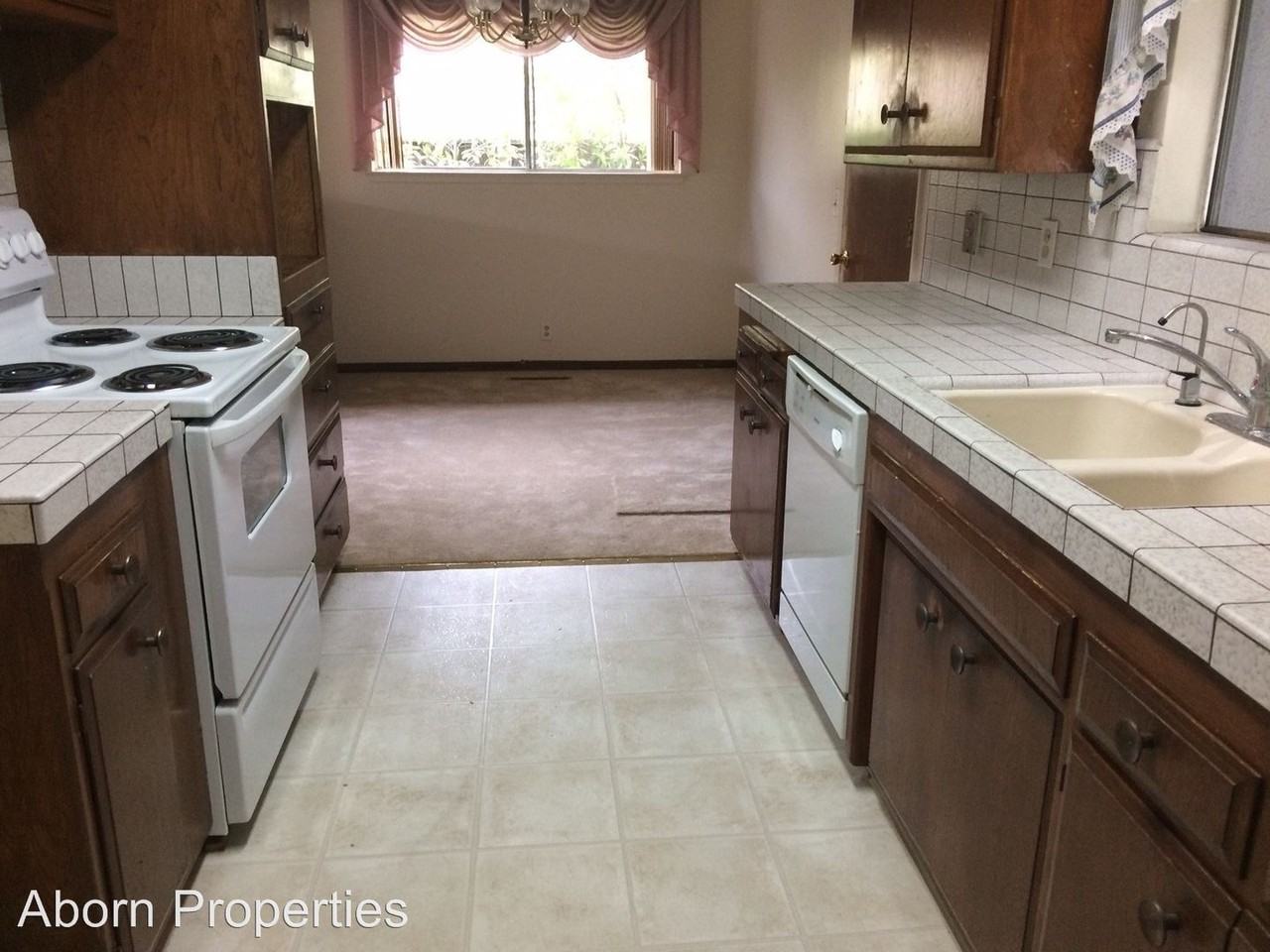 4689 Williams Rd - Photo 2 of 16