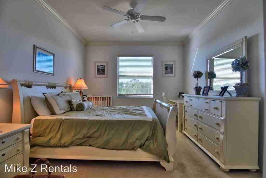 3820 Sawgrass Way - Photo 3 of 18