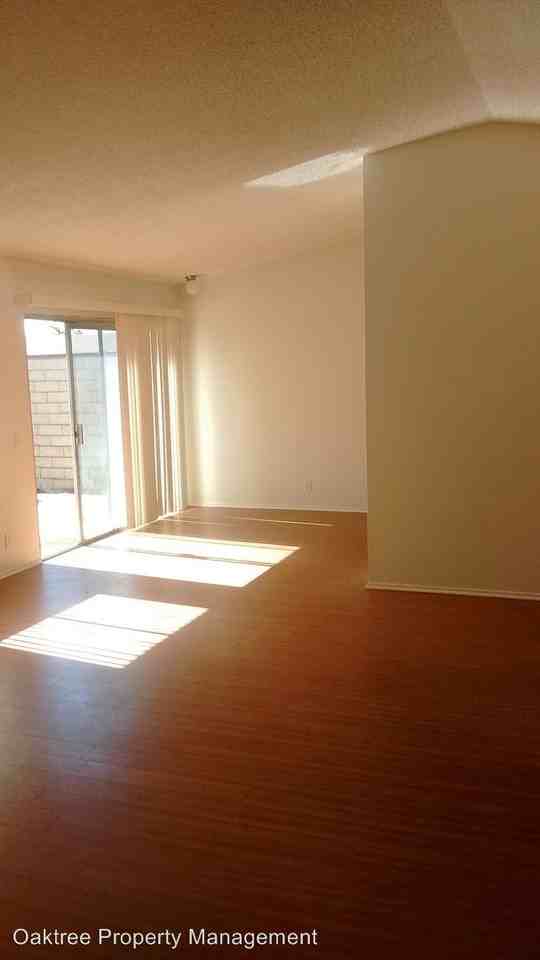 1410 Kumquat Pl - Photo 3 of 7