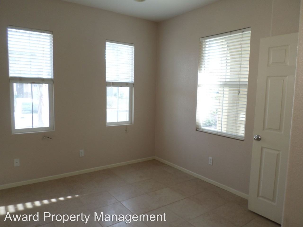 10243 Spruce Woodland Way - Photo 3 of 11