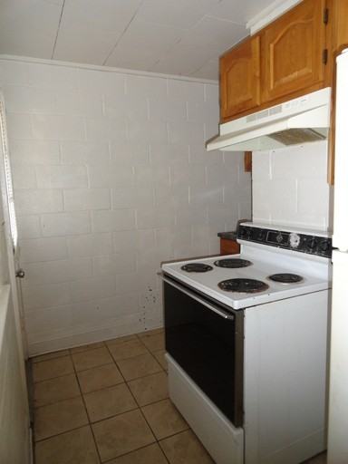 8017 Blue Springs Pkwy #2 - Photo 3 of 7