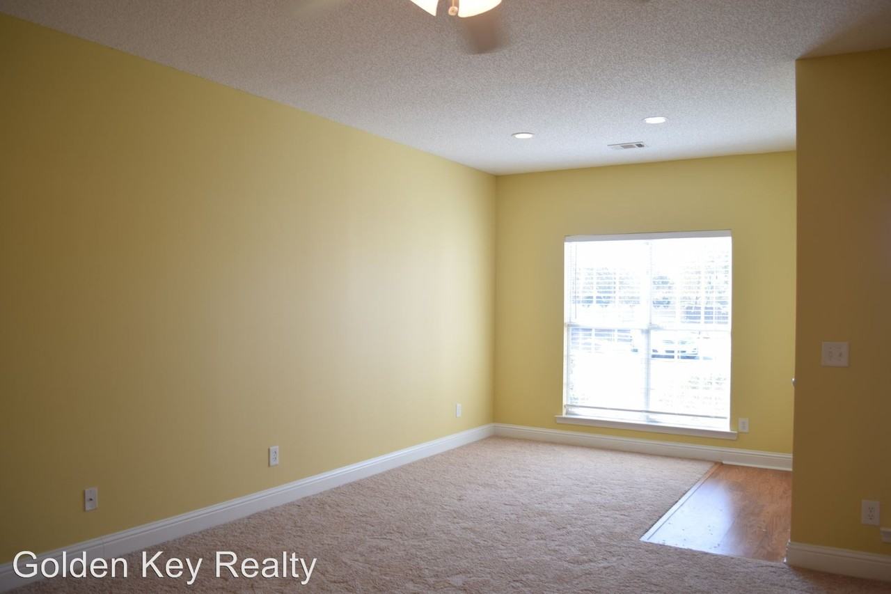 101 Merlot Dr - Photo 3 of 11