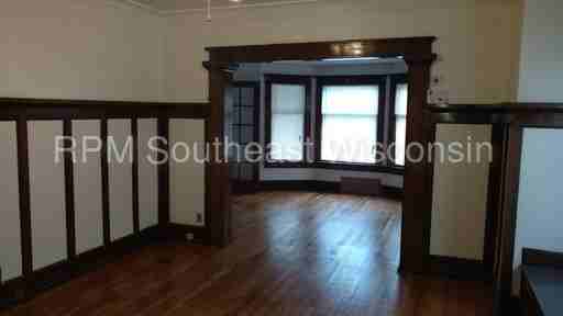 3276-3278 N Buffum St - Photo 2 of 10