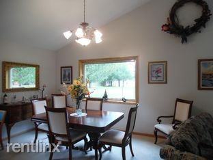 17800 Danson Rd - Photo 2 of 12