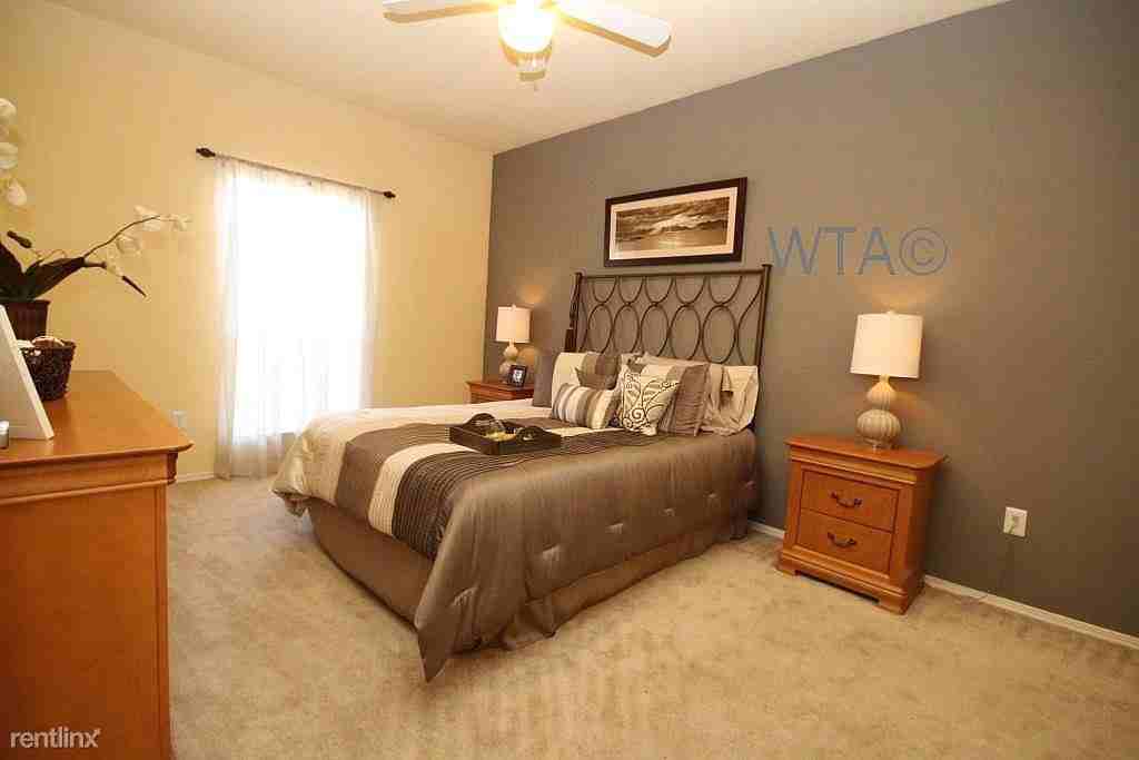 1704 Nelms Dr - Photo 2 of 9