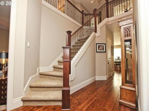 1710 SW Joshua St - Photo 2 of 16