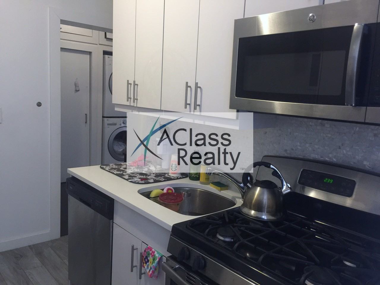 2517 24th Avenue - Photo 3 of 16