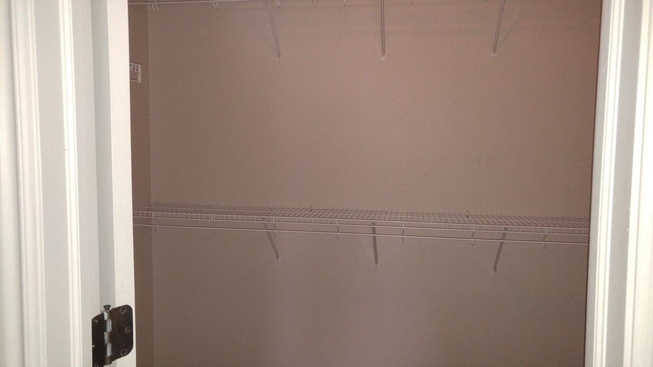 5567 Pioneer Park Dr - Photo 3 of 9