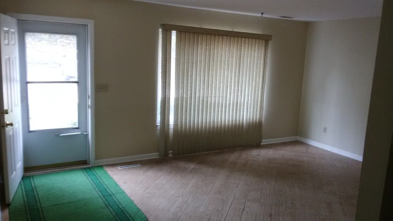 5259 Sable Ct - Photo 3 of 15