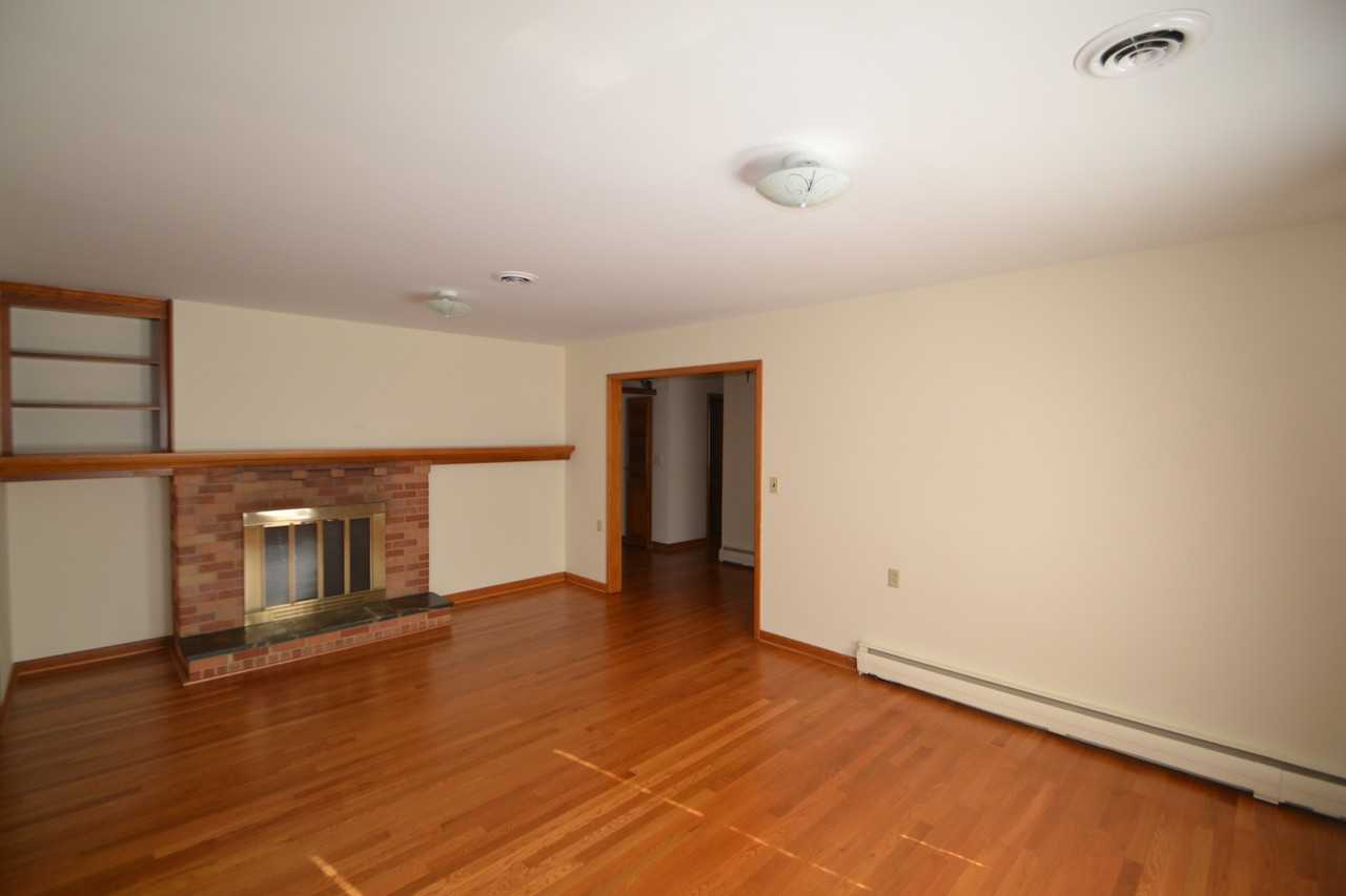 130 Sunset Dr - Photo 3 of 20