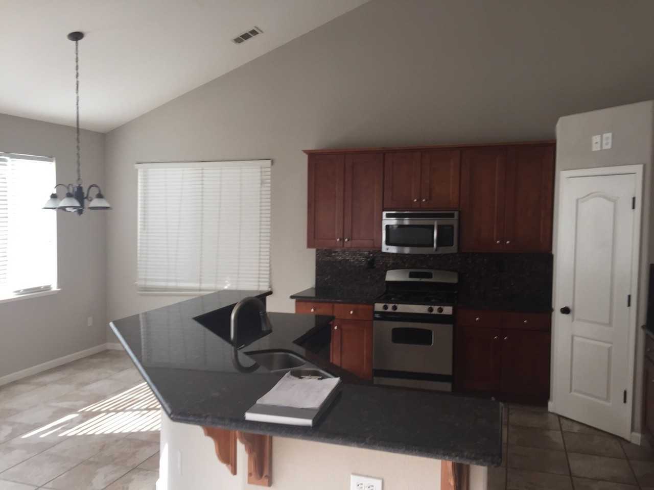 5706 Natoma Cir - Photo 3 of 11