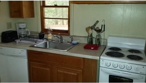 15 Tantasqua Shore Dr #1 - Photo 3 of 11