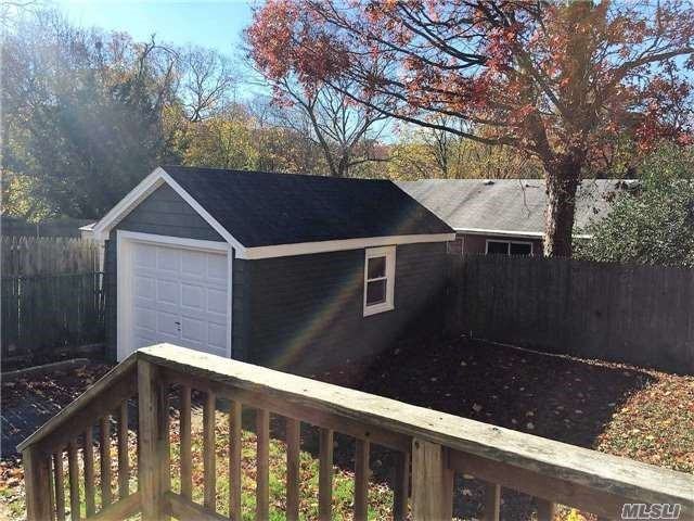 42 W 2nd St - Photo 2 of 10