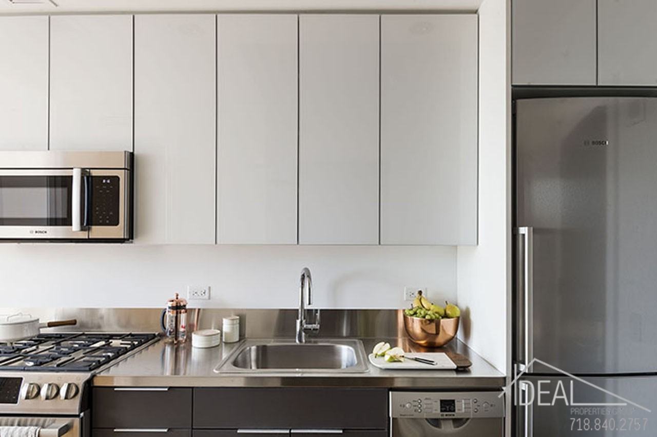 325 Ashland Place #20P - Photo 2 of 10