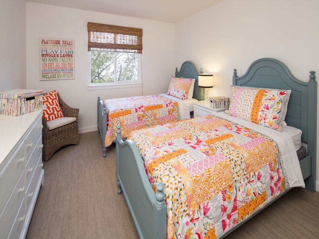 Yardley Crossing Luxury Apt and Townhomes - Photo 3 of 8