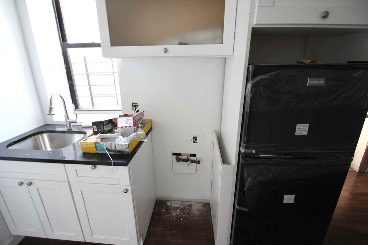 17-15 Bleecker Street #3L - Photo 2 of 13