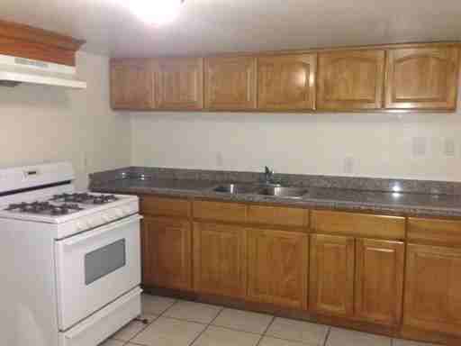 110 S 17th St #110 - Photo 3 of 3