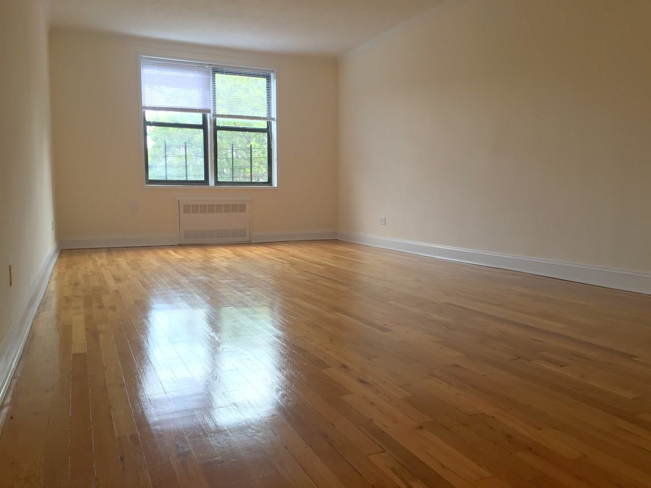 6434 99th Street - Photo 3 of 15