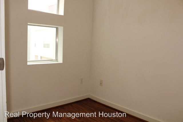 343 Sydnor St - Photo 3 of 10