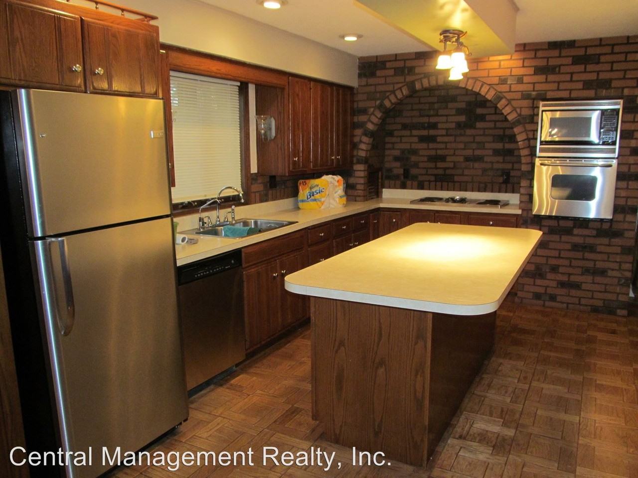 51735 Creekside Dr - Photo 2 of 24