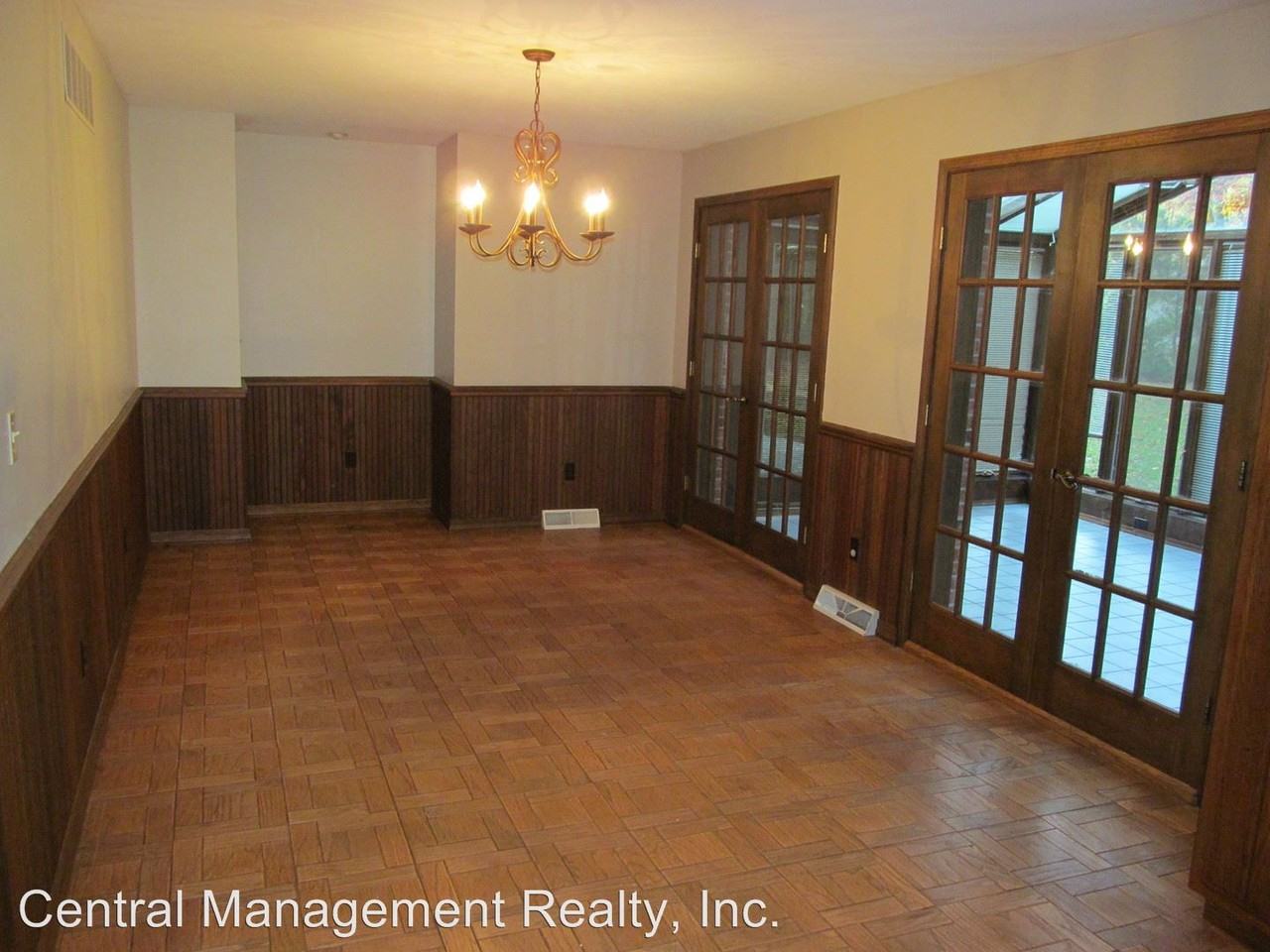 51735 Creekside Dr - Photo 3 of 24