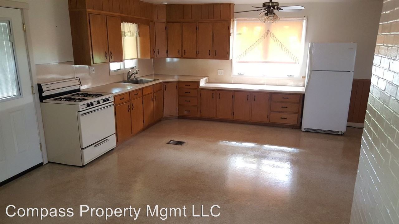 269 Yellow Hill Rd - Photo 3 of 17