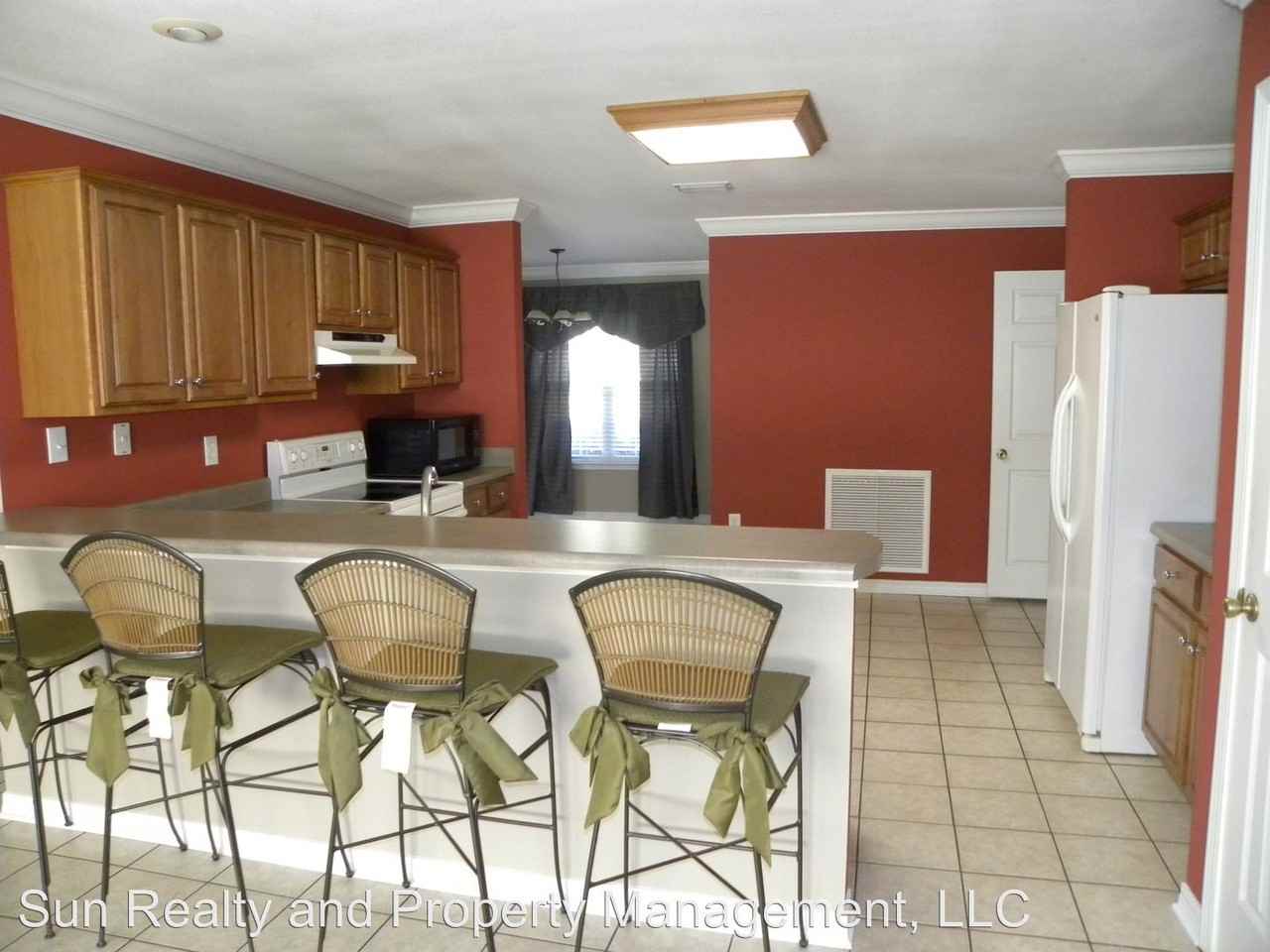 4801 Easy St - Photo 3 of 14