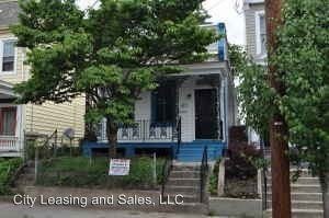 3410 E Clay St - Photo 3 of 5