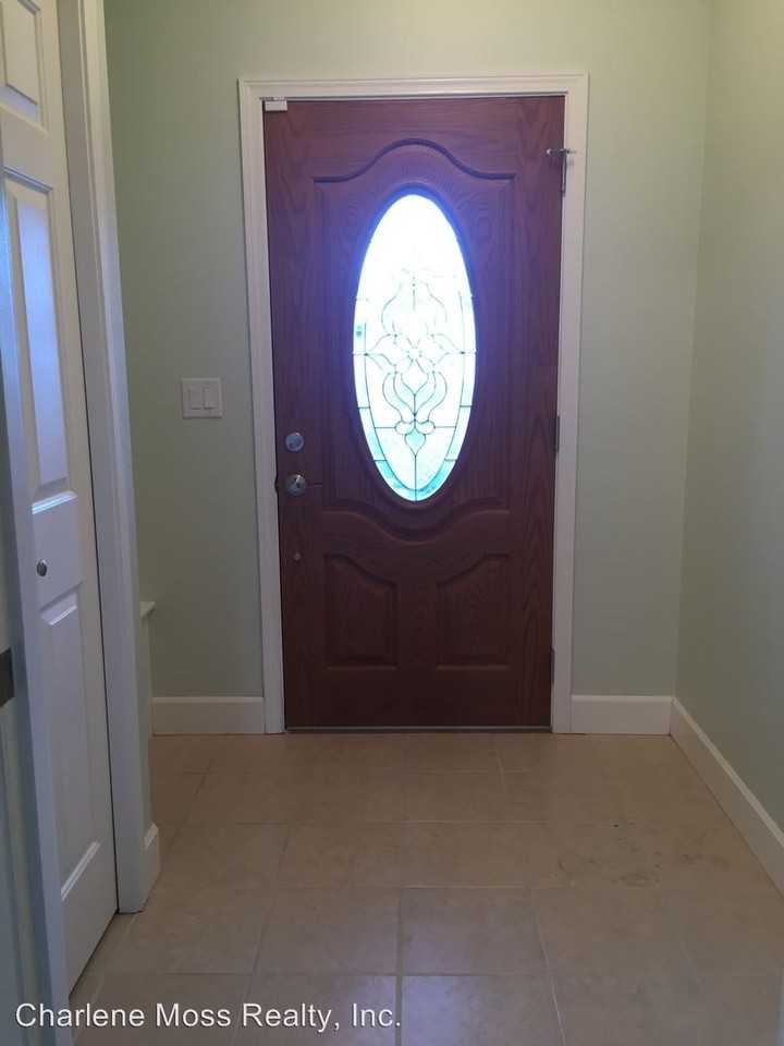 690 E Primrose Cir #B - Photo 2 of 29