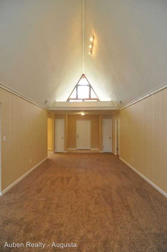 3617 Gibralter Dr - Photo 3 of 15