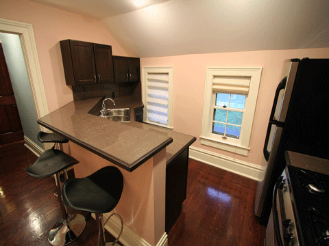 838 Cherry St SE - Photo 3 of 12