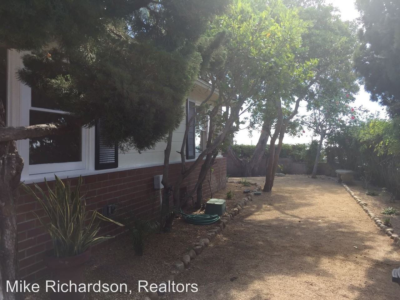 102 San Nicolas Ave - Photo 3 of 24