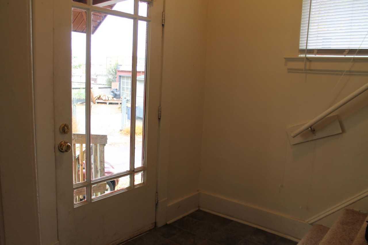 412 Breens Ct SW - Photo 2 of 16