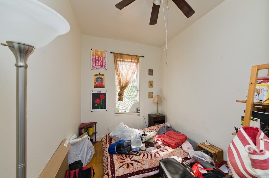 306 Lincoln Road #2R - Photo 3 of 9