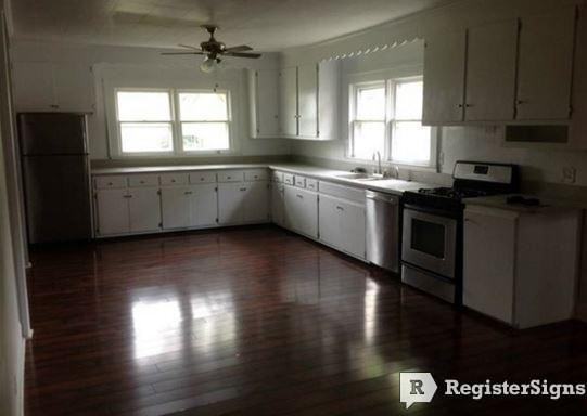 507 S Iredell Ave - Photo 2 of 4