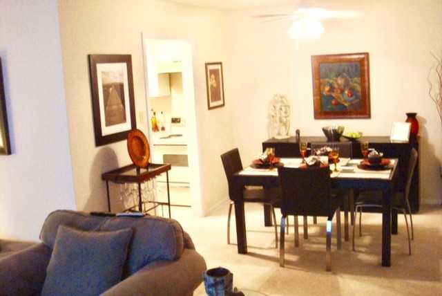 421 South Elmwood Avenue - Photo 3 of 13